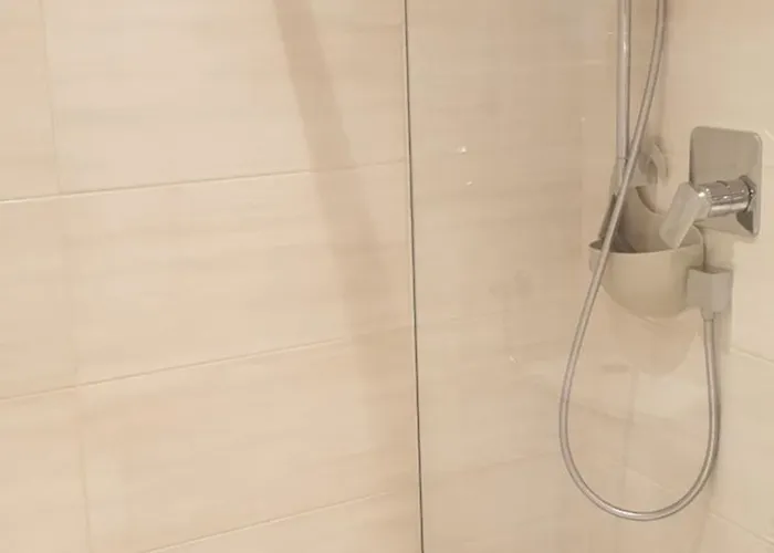 Serwazi-zenzen Hotel *